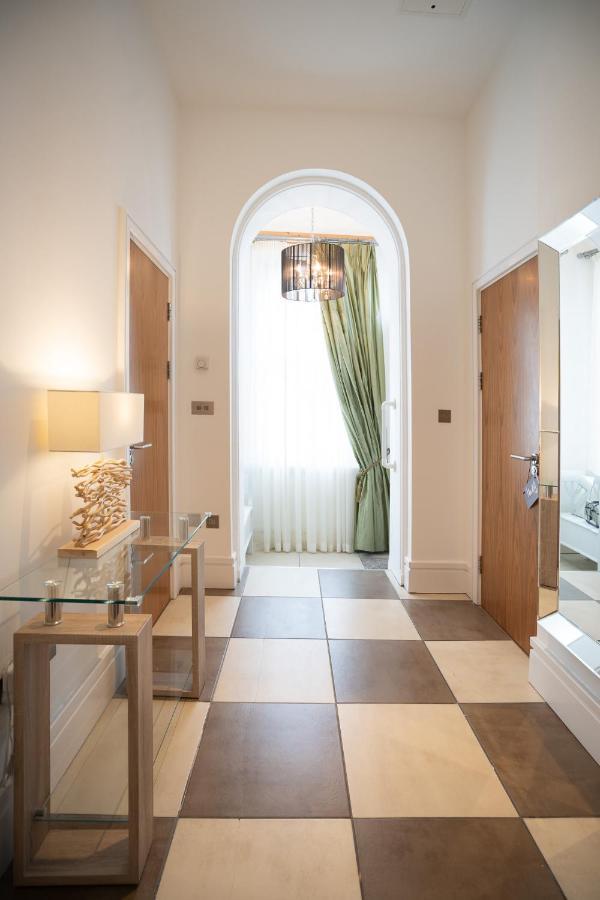 Luxury Seaside Apartment Eastbourne Eksteriør bilde