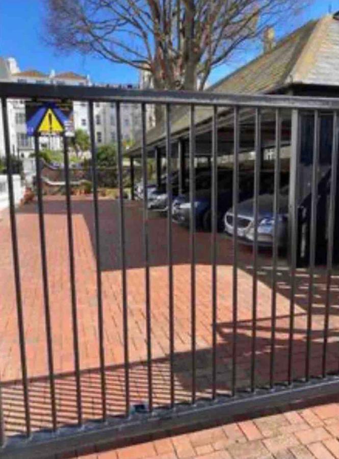 Luxury Seaside Apartment Eastbourne Eksteriør bilde